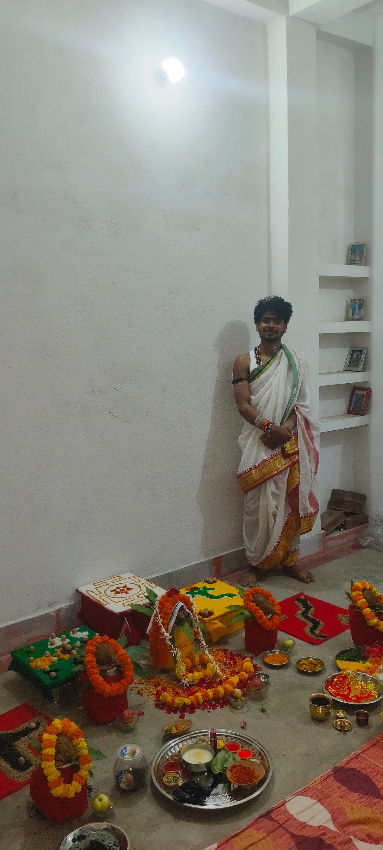 यजमान निवास पर पूर्णाहुति पूजन 