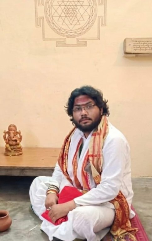 आचार्य पं श्री काजू पाण्डेय 